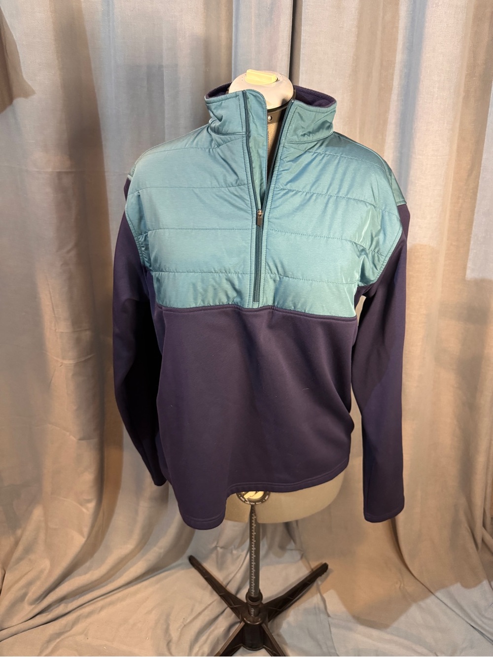 Peter Miller Crown Sport Half-Zip Pullover in Teal and Navy